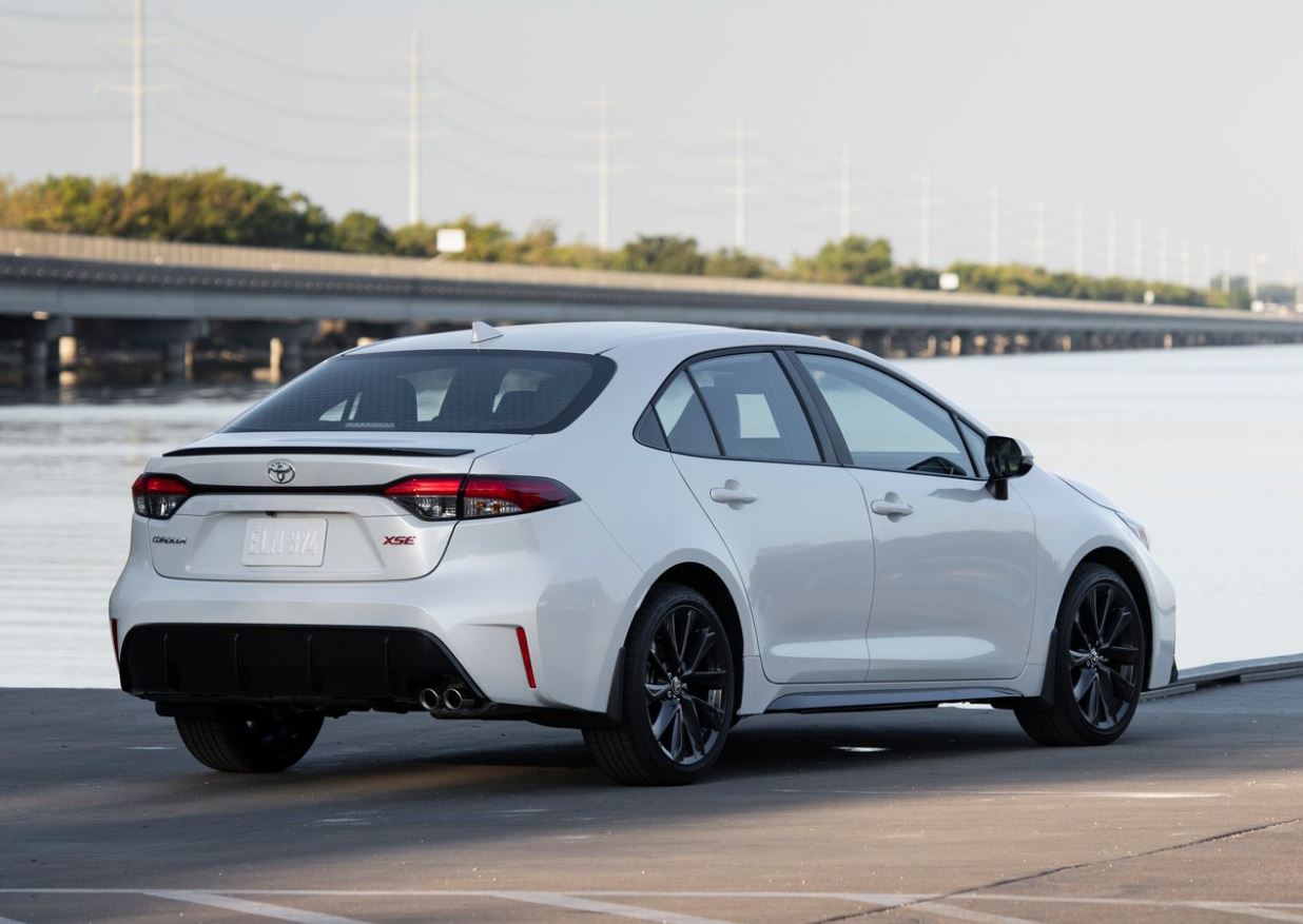 2023 Yeni Corolla sedan motor seçenekleri