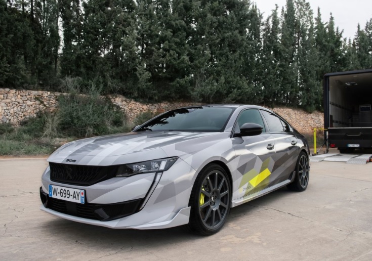 Yeni Nesil Peugeot 508 PSE hibrit motor, 360 beygir sunuyor.