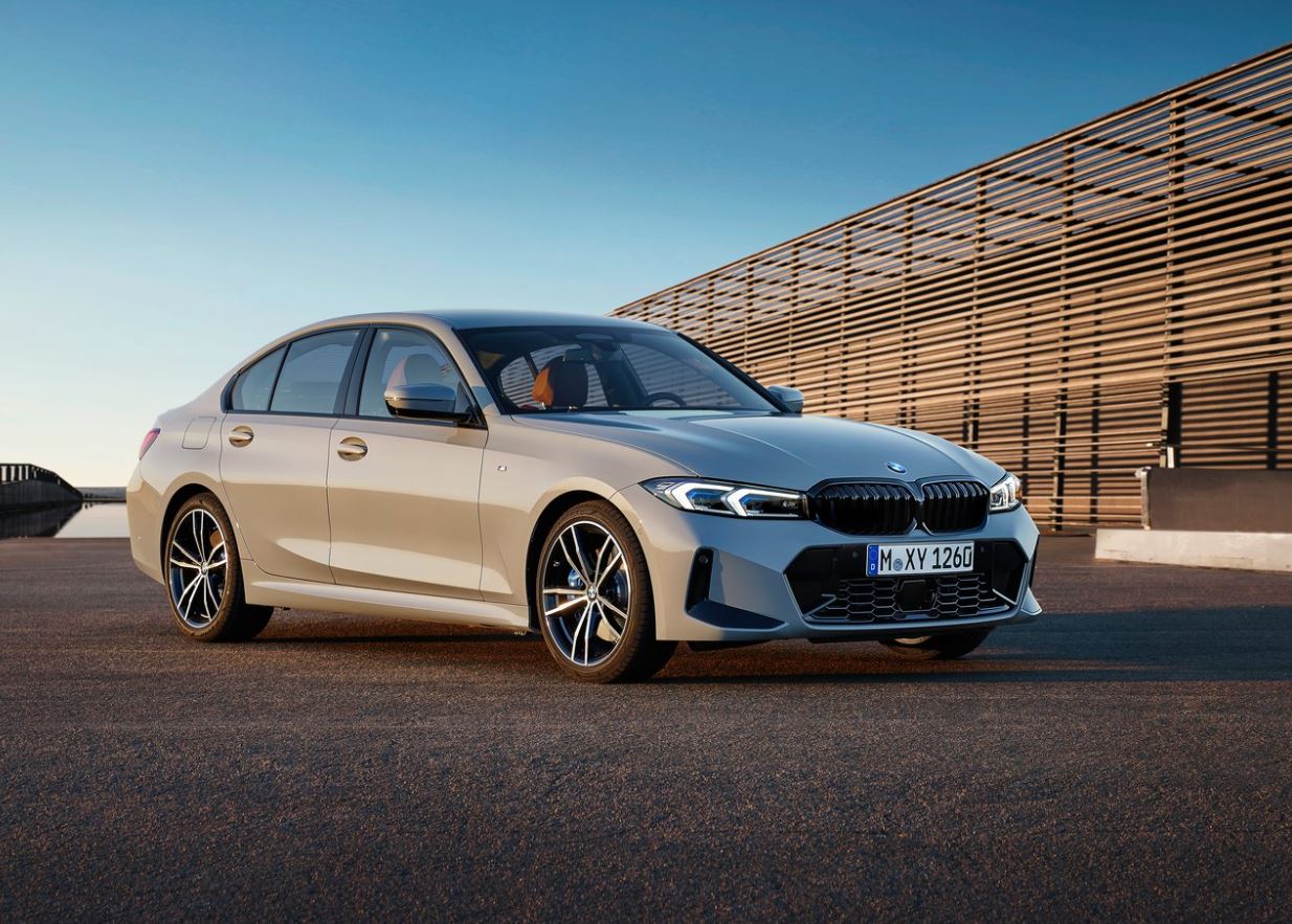 BMW 3 Serisi 2023 Özellikleri ve Fiyatı