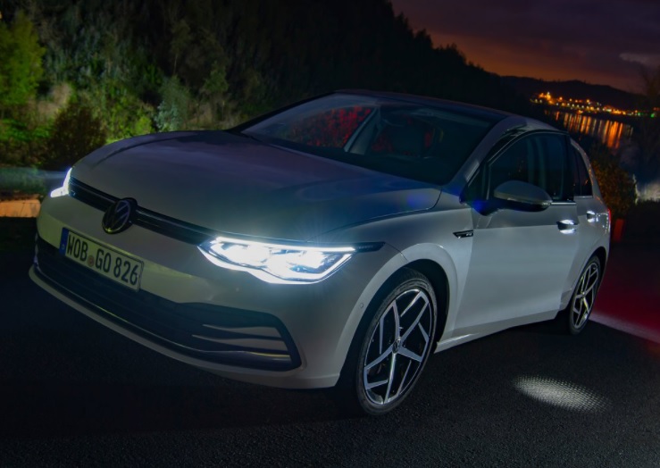 Yeni Golf'ün LED Farları