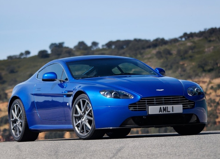 2014 Aston Martin Vantage 4.3 V8 385 HP Vantage Manuel Teknik Özellikleri, Yakıt Tüketimi