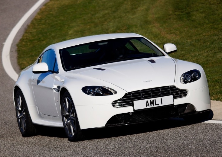 2014 Aston Martin Vantage 4.3 V8 385 HP Vantage Manuel Teknik Özellikleri, Yakıt Tüketimi