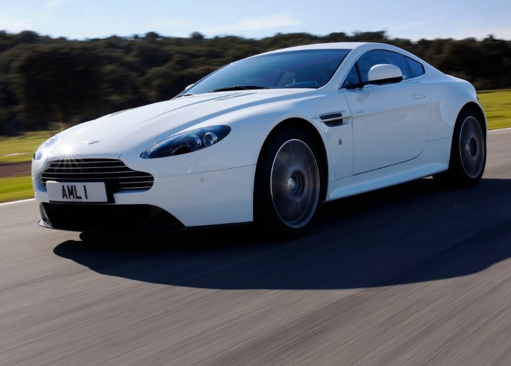 2014 Aston Martin Vantage Coupe N400 4.3 (405 HP) Vantage Manuel Teknik Özellikler, Ölçüler ve Bagaj Hacmi