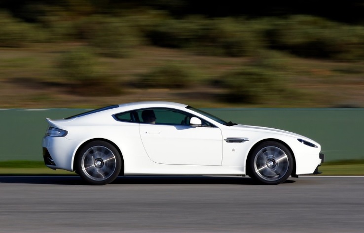 2014 Aston Martin Vantage 4.3 430 HP S Otomatik Teknik Özellikleri, Yakıt Tüketimi