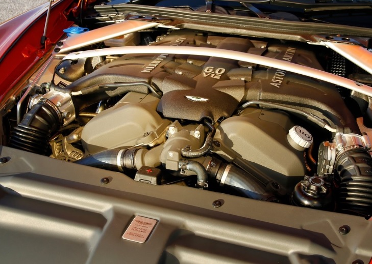 2014 Aston Martin Virage 6.0 V12 490 HP Volante Touchtronic Teknik Özellikleri, Yakıt Tüketimi