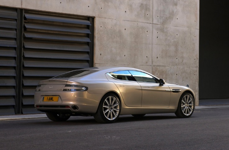 2011 Aston Martin Rapide Sedan 6.0 V12 (470 HP) Touchtronic AT Teknik Özellikler, Ölçüler ve Bagaj Hacmi