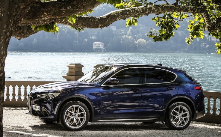 2017 Alfa Romeo Stelvio SUV 2.0 4x4 (280 HP) Veloce Otomatik Teknik Özellikler, Ölçüler ve Bagaj Hacmi