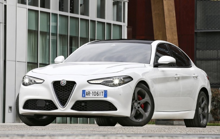 2018 Alfa Romeo Giulia 2.9 510 HP QV Otomatik Teknik Özellikleri, Yakıt Tüketimi