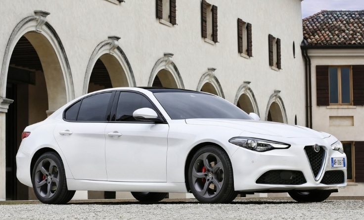 2018 Alfa Romeo Giulia Sedan 2.0 AWD (280 HP) Veloce AT Teknik Özellikler, Ölçüler ve Bagaj Hacmi