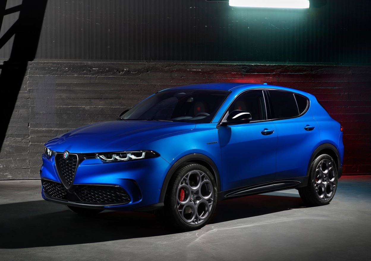 2023 Alfa Romeo Tonale 1.6 Diesel TI Karşılaştırması