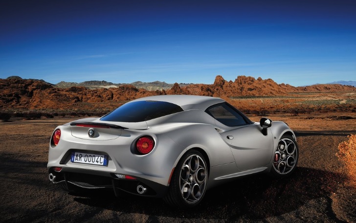 2016 Alfa Romeo 4C Hatchback 3 Kapı 1.8 (240 HP) Alfa Romeo TCT Teknik Özellikler, Ölçüler ve Bagaj Hacmi