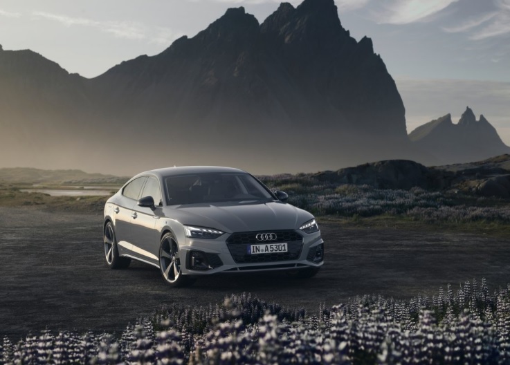 2022 Audi A5 2.0 TDI S Line Karşılaştırması
