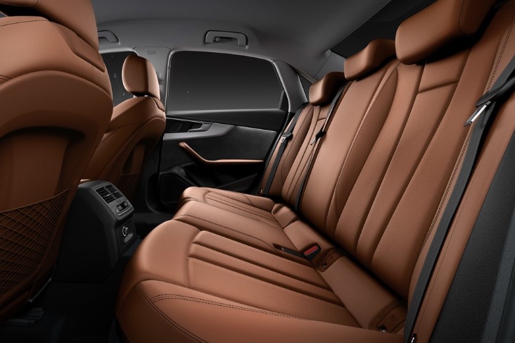 2024 Audi A4 2.0 TDI Advanced Karşılaştırması