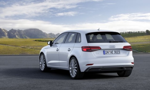 2017 Audi A3 1.6 TDI 110 HP Sportback Design Line S-Tronic Teknik Özellikleri, Yakıt Tüketimi