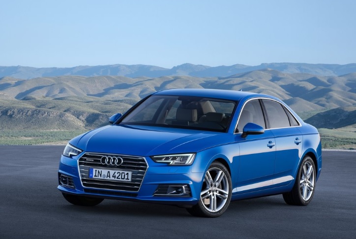 2017 Audi A4 2.0 TDI Sport Karşılaştırması