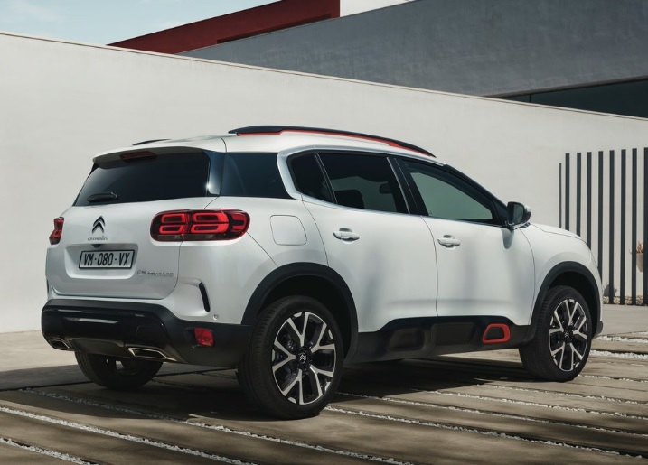 2020 Citroen C5 Aircross SUV 1.5 BlueHDi (130 HP) Feel Adventure EAT8 Teknik Özellikler, Ölçüler ve Bagaj Hacmi