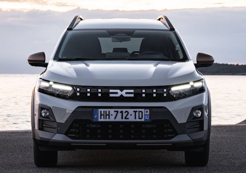 2026 Dacia Jogger 1.0 TCe 110 HP Extreme Manuel Teknik Özellikleri, Yakıt Tüketimi