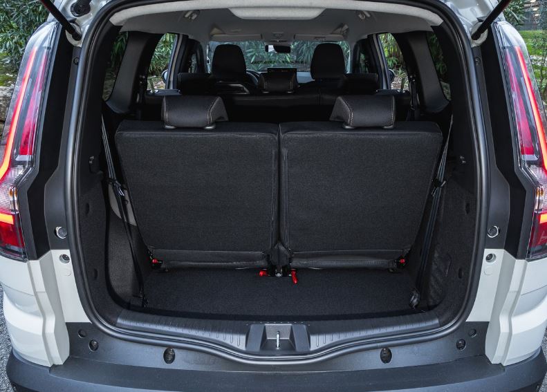 2026 Dacia Jogger 1.0 TCe 110 HP Extreme Manuel Teknik Özellikleri, Yakıt Tüketimi