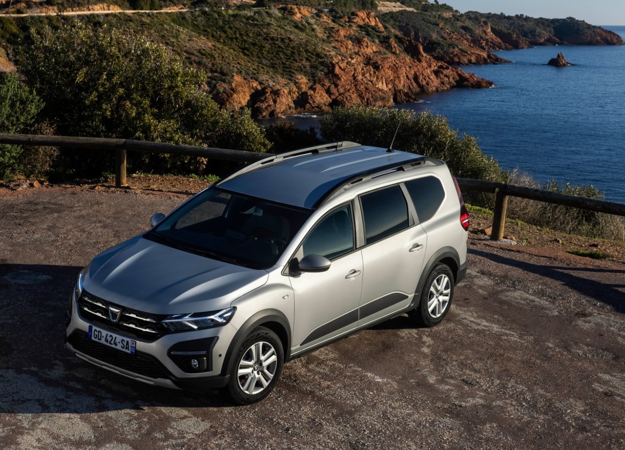 2022 Dacia Jogger SUV 1.0 TCe (110 HP) Essential Manuel Teknik Özellikler, Ölçüler ve Bagaj Hacmi