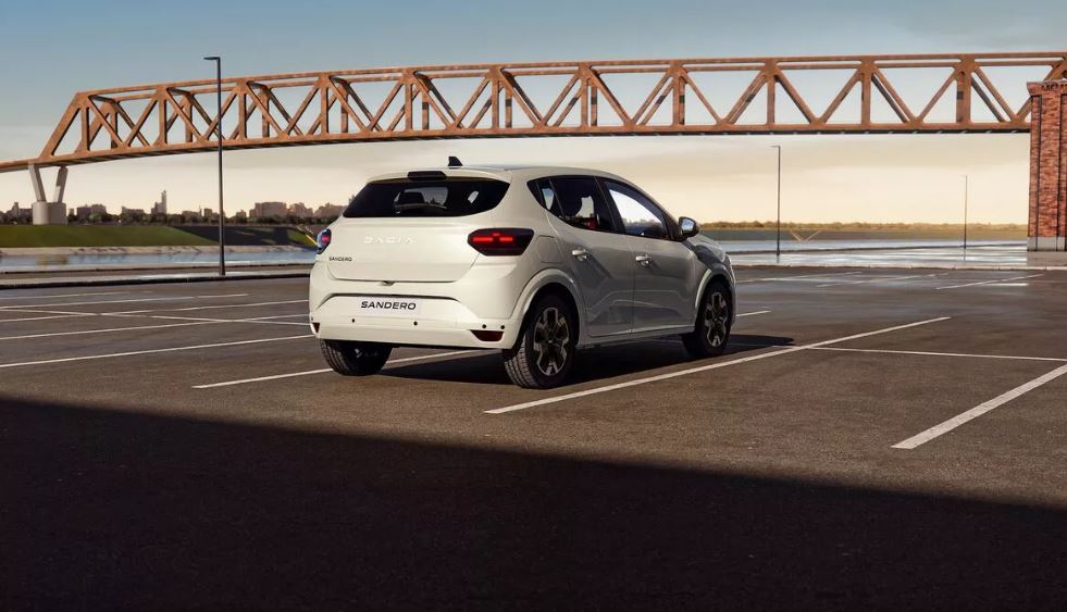 2026 Dacia Sandero Hatchback 5 Kapı 1.0 Tce (100 HP) Expression Manuel Teknik Özellikler, Ölçüler ve Bagaj Hacmi