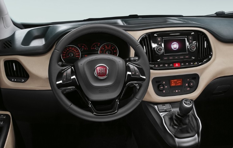 2020 Fiat Doblo Combi 1.6 Multijet Safeline Karşılaştırması