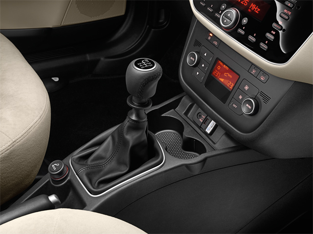 2012 Fiat Linea 1.6 Multijet 105 HP Emotion Plus Manuel Teknik Özellikleri, Yakıt Tüketimi