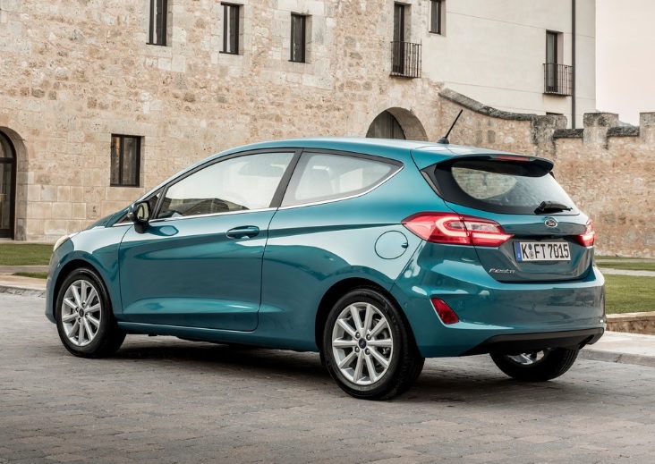 2020 Ford Fiesta Hatchback 5 Kapı 1.5 TDCi (85 HP) Titanium Manuel Teknik Özellikler, Ölçüler ve Bagaj Hacmi