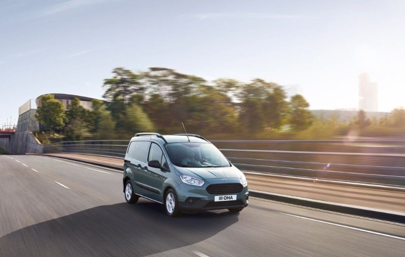 2021 Ford Transit Courier Mpv 1.5 TDCi (100 HP) Van Deluxe Manuel Teknik Özellikler, Ölçüler ve Bagaj Hacmi