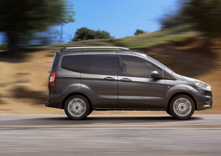 2020 Ford Tourneo Courier 1.5 TDCi 100 HP Titanium Manuel Teknik Özellikleri, Yakıt Tüketimi