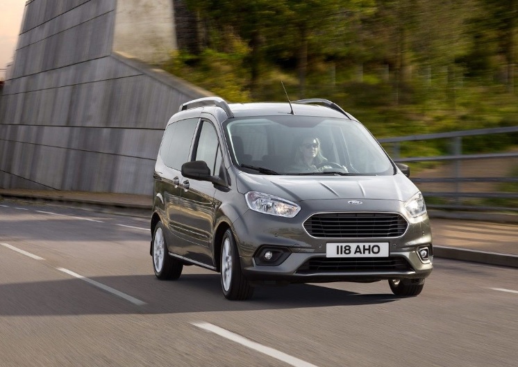 2023 Ford Tourneo Courier 1.0 EcoBoost 100 HP Colorline Manuel Teknik Özellikleri, Yakıt Tüketimi