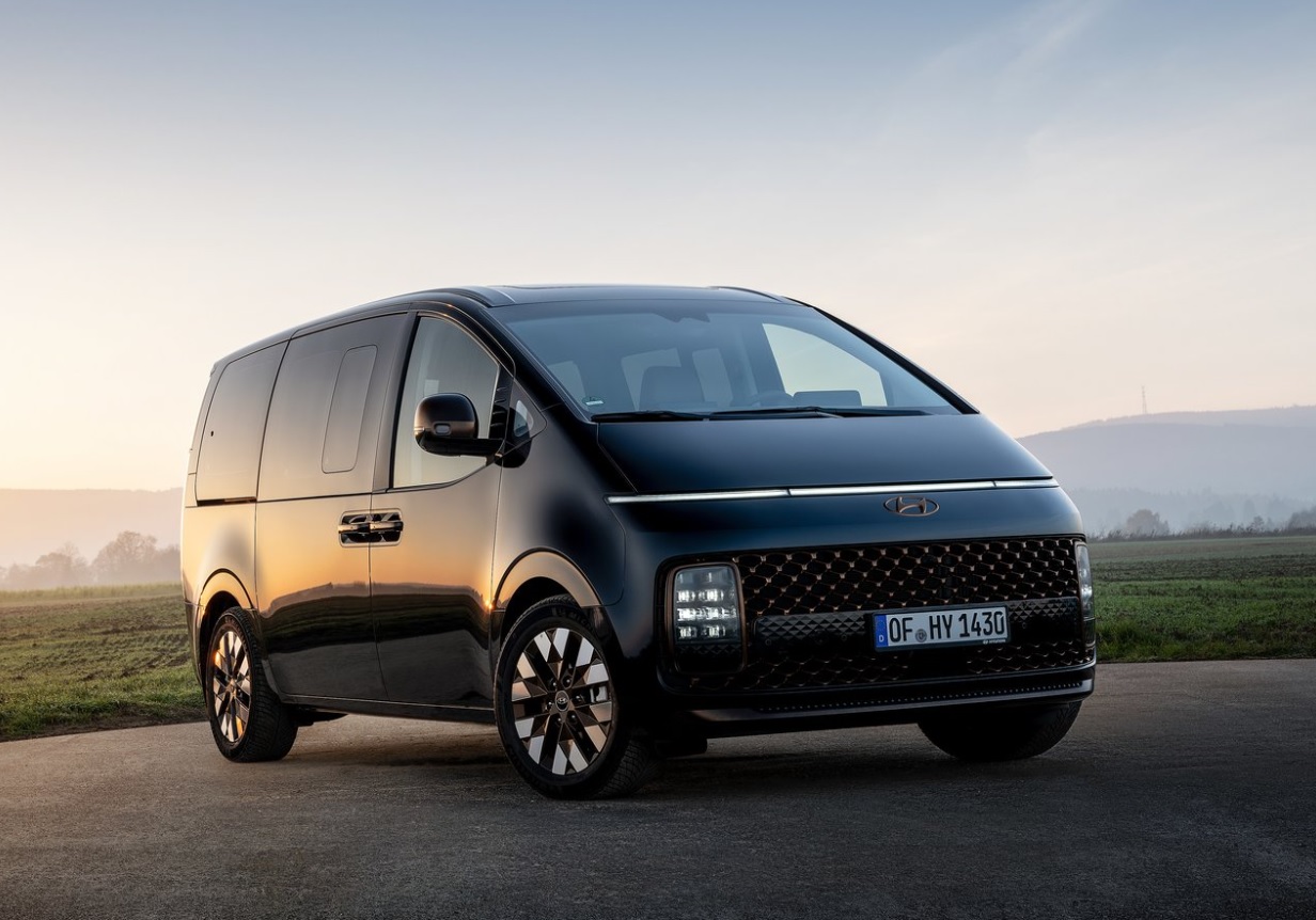 2023 Hyundai Staria Mpv 2.2 CRDi (177 HP) Elite AT Özellikleri - arabavs.com
