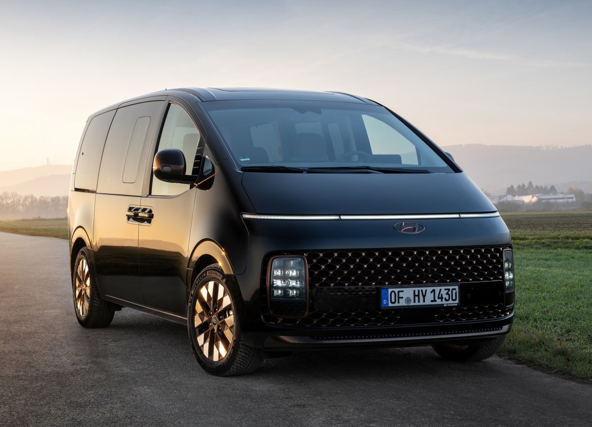 2023 Hyundai Staria Mpv 2.2 CRDi (177 HP) Elite AT Özellikleri - arabavs.com