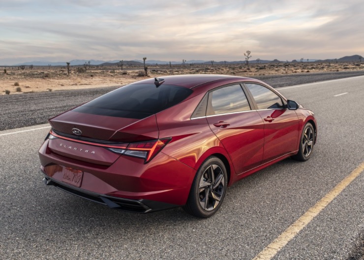 2022 Hyundai Elantra Sedan 1.6 MPI (123 HP) Elite CVT Teknik Özellikler, Ölçüler ve Bagaj Hacmi