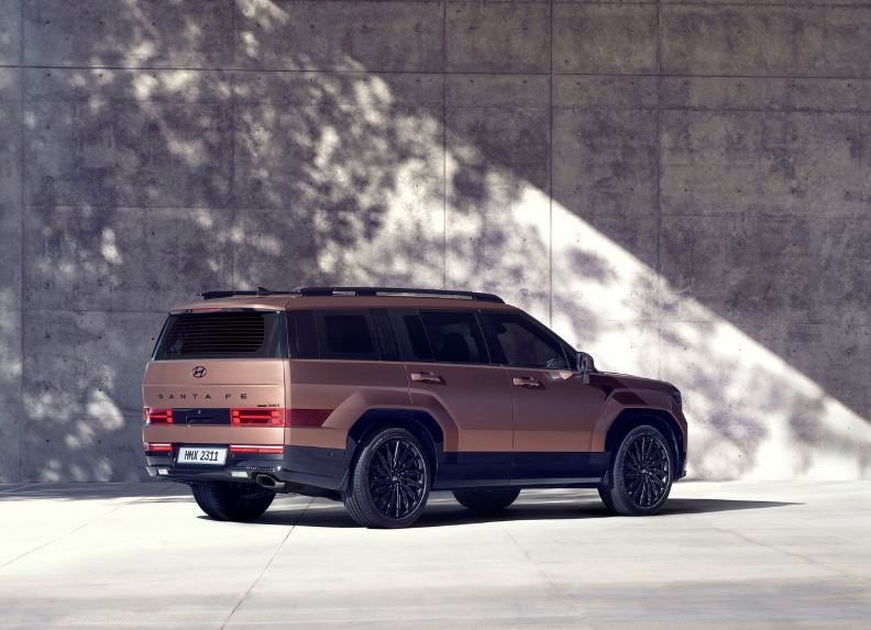 2025 Hyundai Santa Fe SUV 1.6 TGDI (239 HP) Progressive AT Teknik Özellikler, Ölçüler ve Bagaj Hacmi