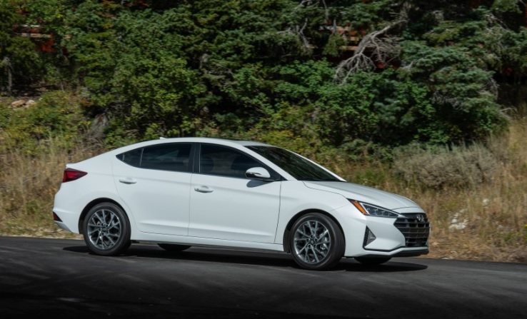 2019 Hyundai Yeni Elantra Sedan 1.6 MPI (127 HP) Style AT Teknik Özellikler, Ölçüler ve Bagaj Hacmi