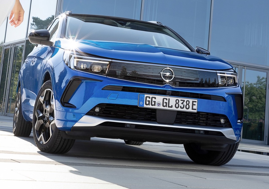 2024 Opel Grandland 1.2 Turbo Ultimate Karşılaştırması