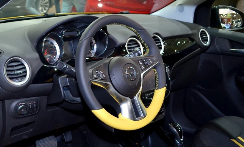 2017 Opel Adam Hatchback 3 Kapı 1.4 (87 HP) Rocks Manuel Teknik Özellikler, Ölçüler ve Bagaj Hacmi