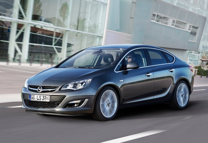 2018 Opel Astra Sedan 1.6 CDTi Design Karşılaştırması