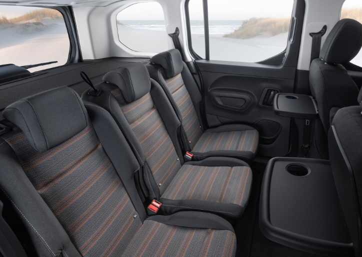 2023 Opel Combo 1.5 Dizel 130 HP Elegance AT8 Teknik Özellikleri, Yakıt Tüketimi