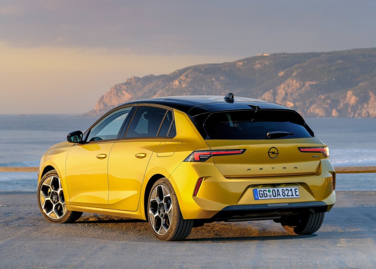 2022 Opel Astra Hatchback 5 Kapı 1.2 Turbo (130 HP) Edition Manuel Teknik Özellikler, Ölçüler ve Bagaj Hacmi