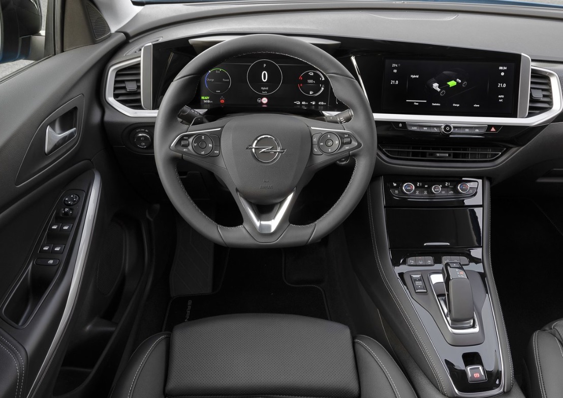 2022 Opel Grandland 1.5 Dizel Elegance Karşılaştırması