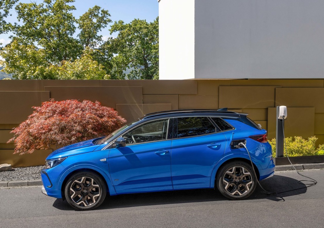 2022 Opel Grandland 1.2 Turbo 130 HP Edition AT Teknik Özellikleri, Yakıt Tüketimi