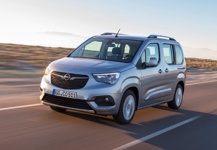 2020 Opel Combo 1.5 CDTi Excellence Karşılaştırması