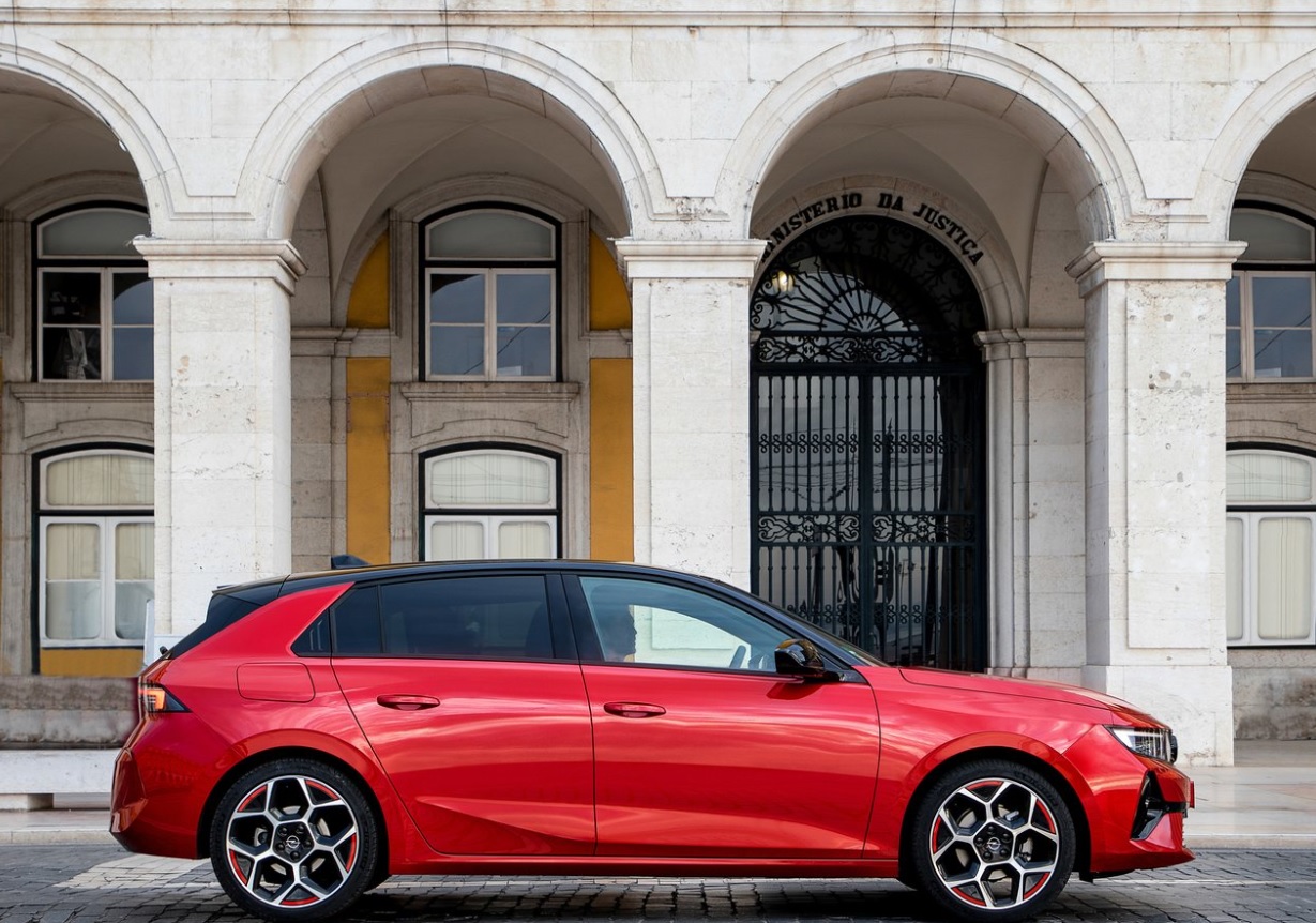 2022 Opel Astra Hatchback 5 Kapı 1.2 Turbo (130 HP) GS Line AT Teknik Özellikler, Ölçüler ve Bagaj Hacmi