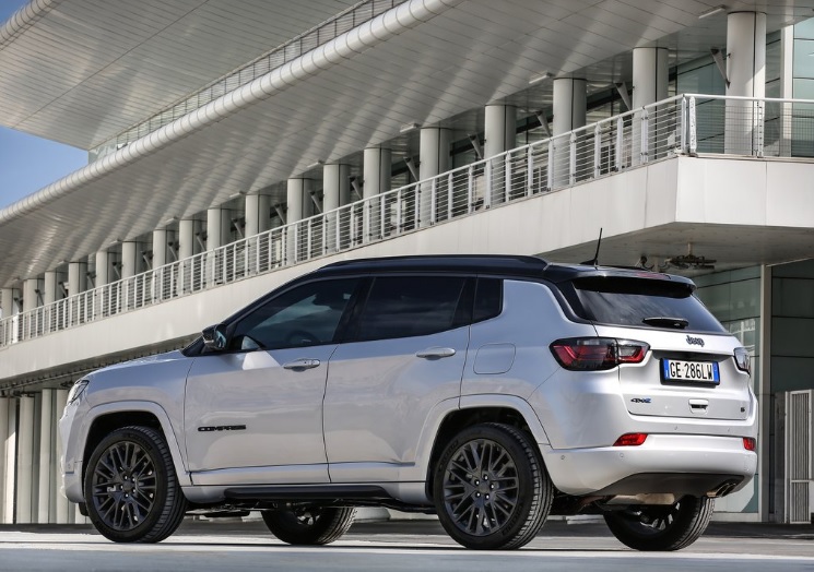 2025 Jeep Compass SUV 1.5 GSE (130 HP) Summit DCT Teknik Özellikler, Ölçüler ve Bagaj Hacmi