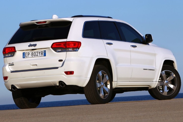 2016 Jeep Grand Cherokee SUV 6.4 V8 (468 HP) SRT Otomatik Teknik Özellikler, Ölçüler ve Bagaj Hacmi