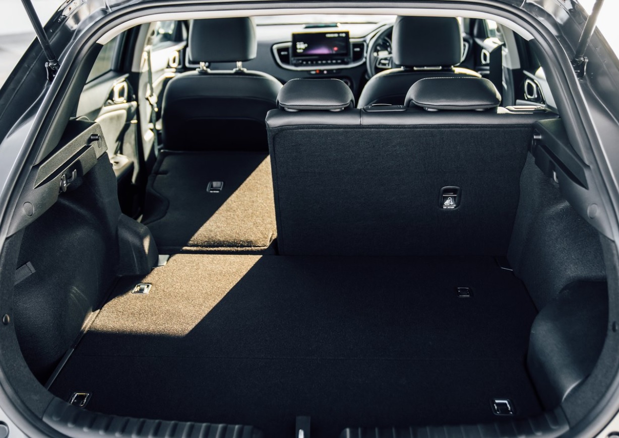 2023 Kia XCeed SUV 1.5 TGDI (160 HP) Elegance DCT Teknik Özellikler, Ölçüler ve Bagaj Hacmi