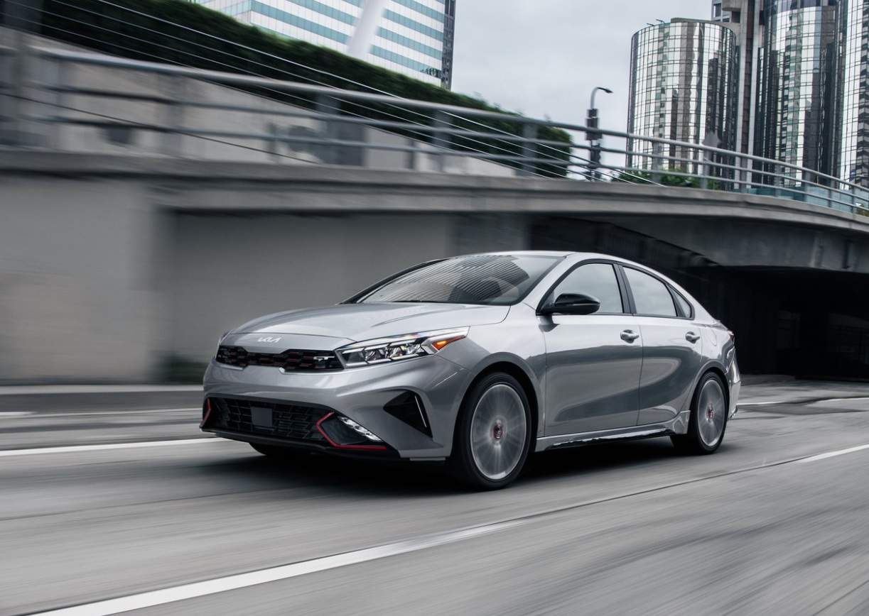 2022 Kia Cerato Sedan 1.6 MPI (128 HP) Elegance AT Teknik Özellikler, Ölçüler ve Bagaj Hacmi