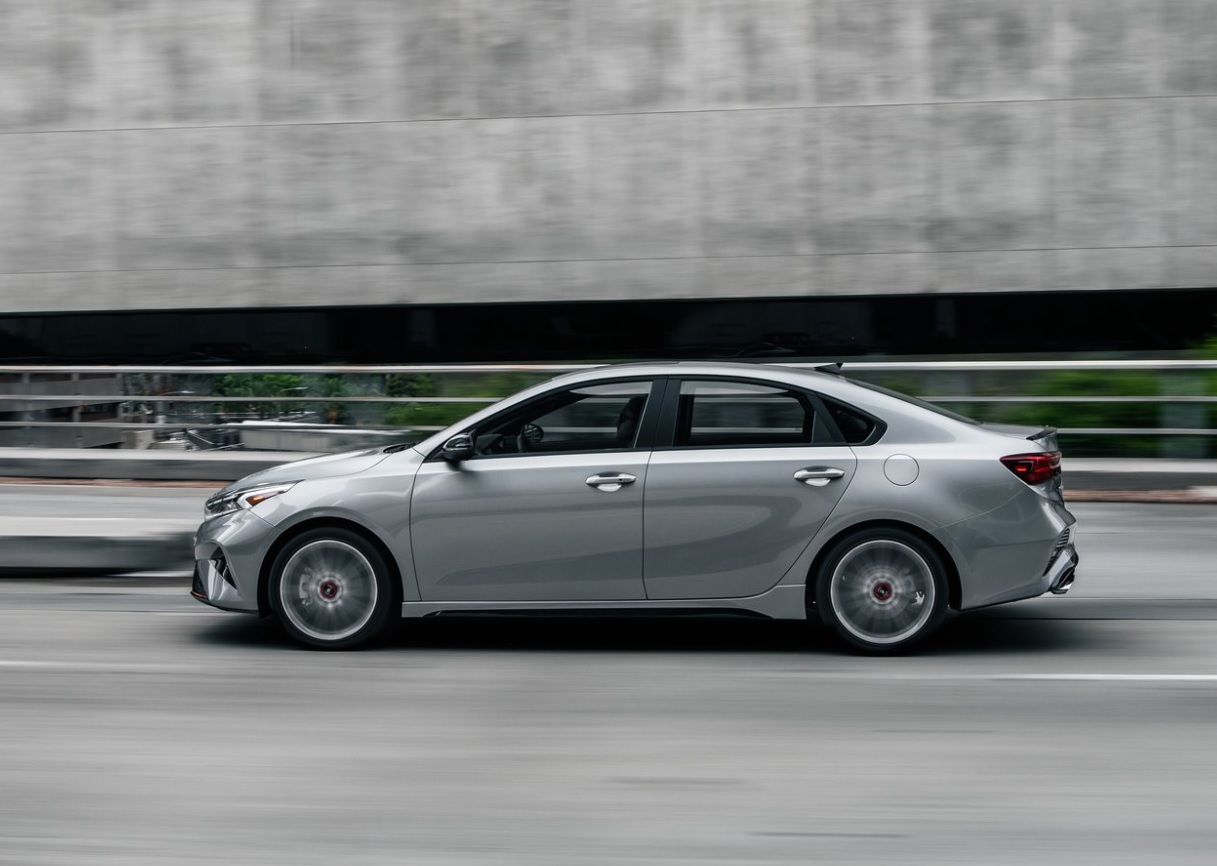 2022 Kia Cerato Sedan 1.6 MPI (128 HP) Elegance AT Teknik Özellikler, Ölçüler ve Bagaj Hacmi