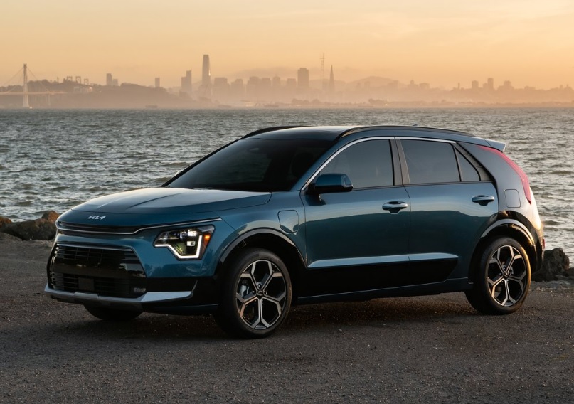 2023 Kia Niro Crossover 1.6 GDI (141 HP) Prestige DCT Teknik Özellikler, Ölçüler ve Bagaj Hacmi